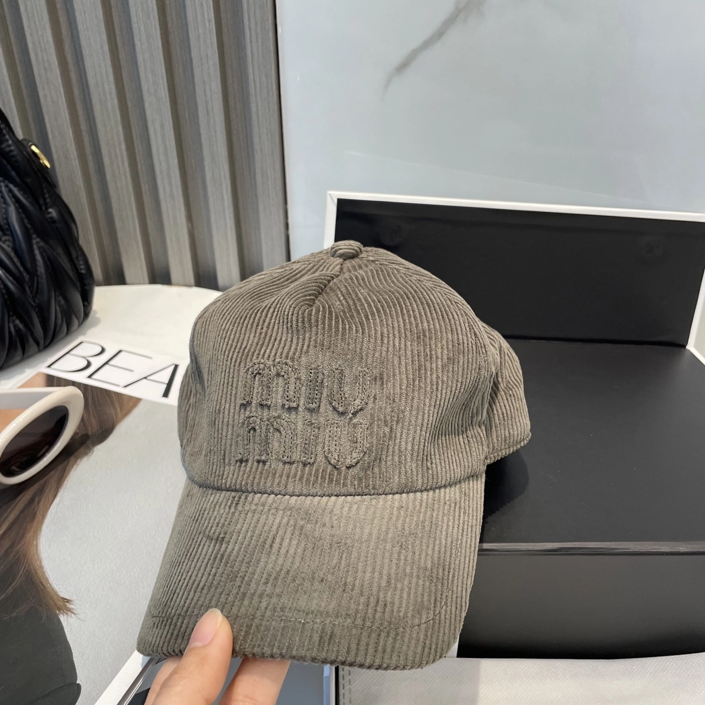 M*iuMiu Hats Top XX20250411- TravelReady 17384