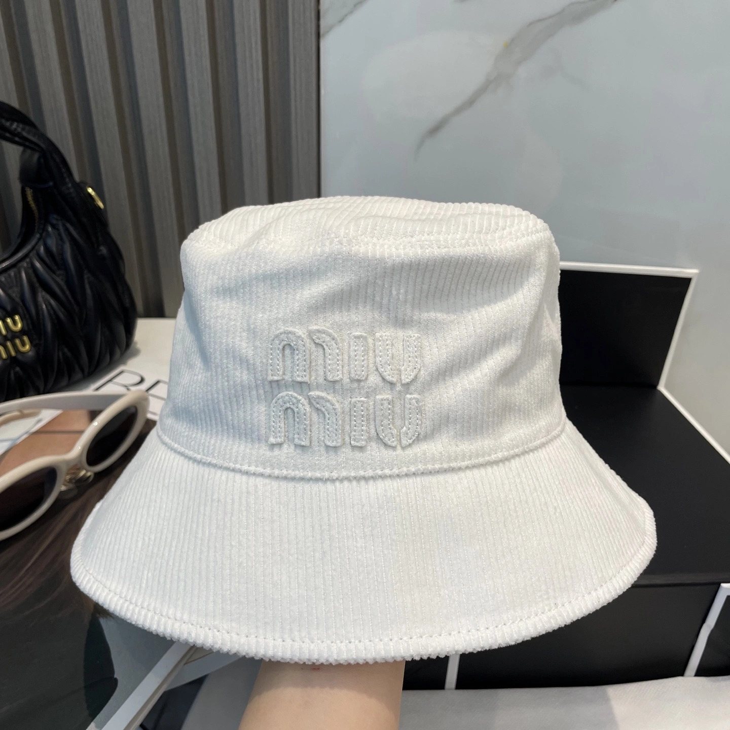 M*iuMiu Hats Top XX20250411- RelaxedFit 17386