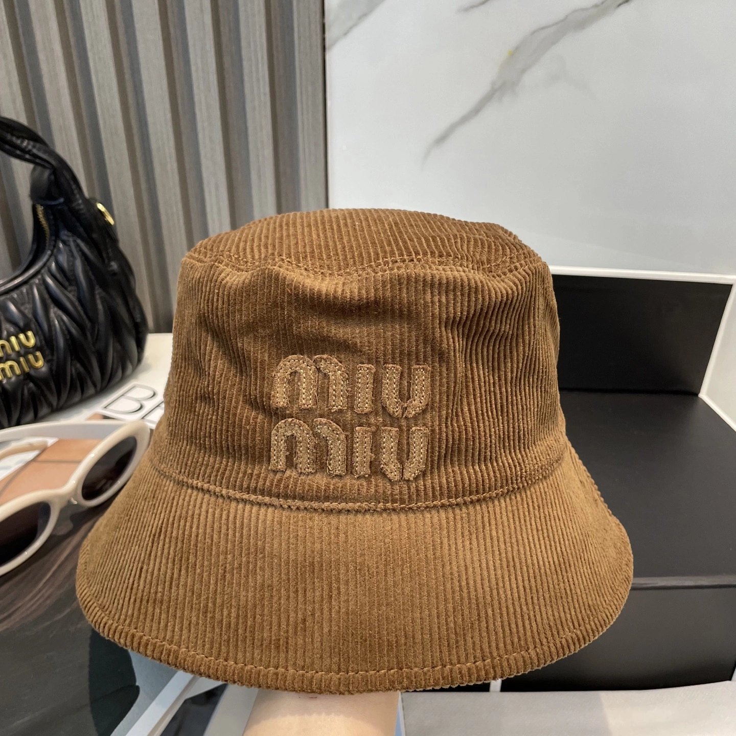 M*iuMiu Hats Top XX20250411- RelaxedFit 17386