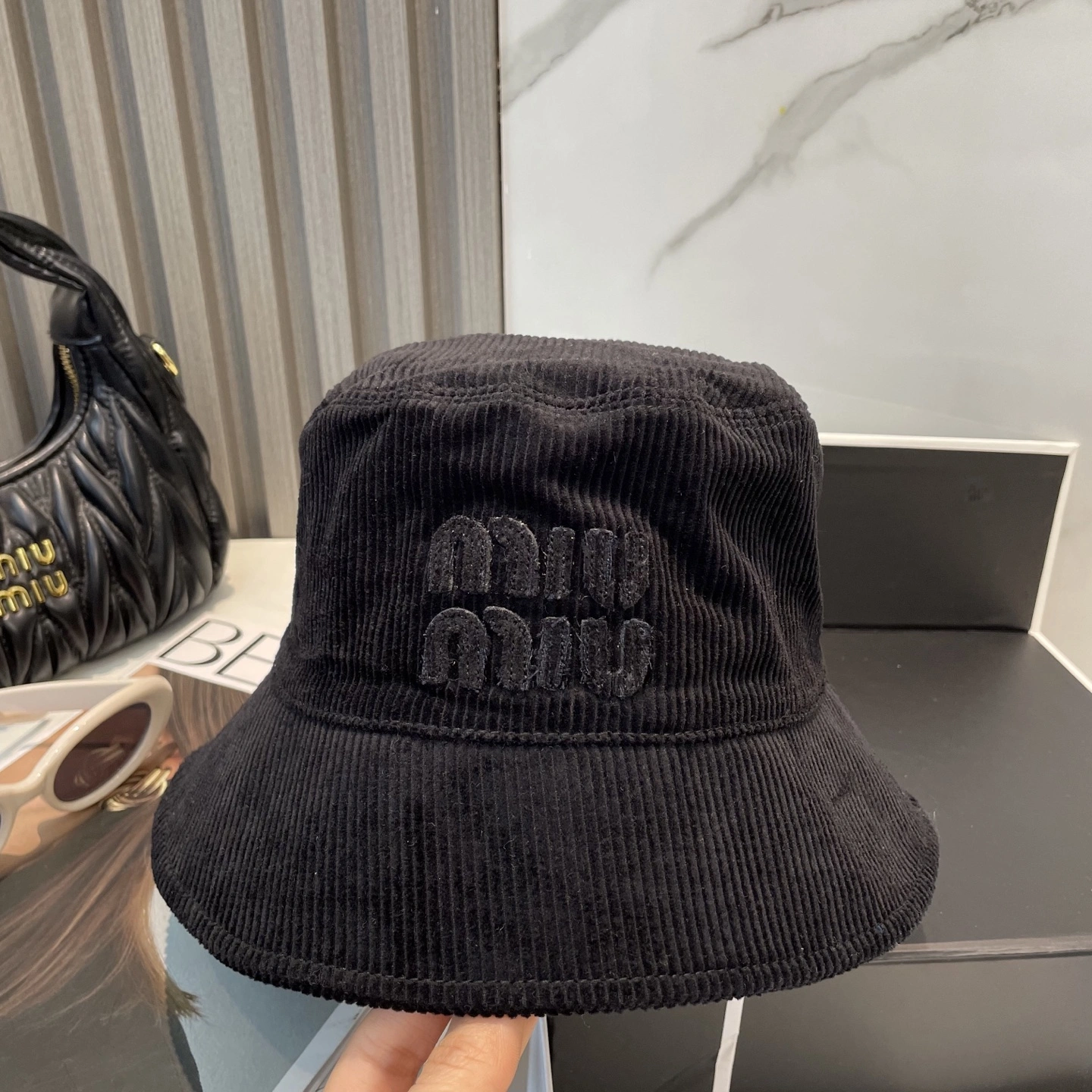 M*iuMiu Hats Top XX20250411- RelaxedFit 17386