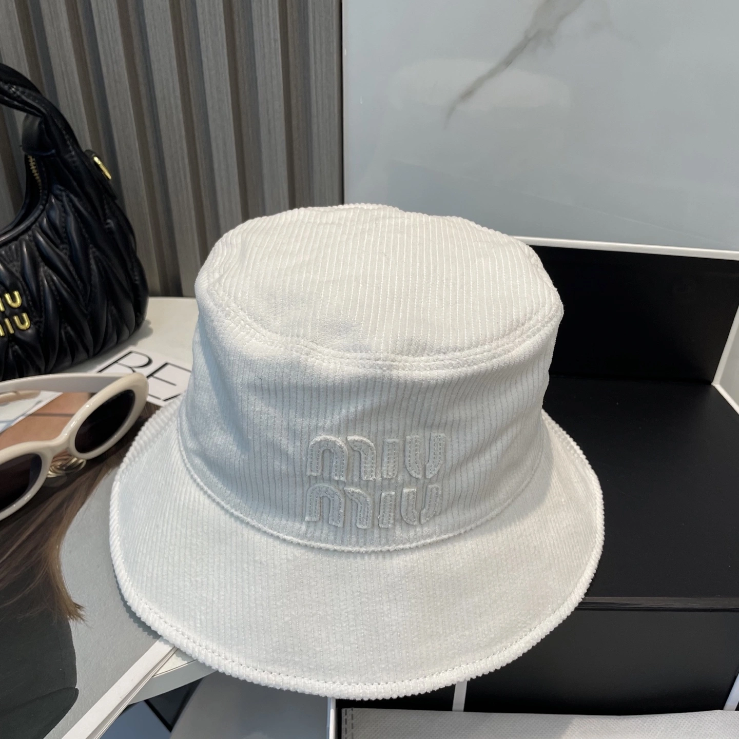 M*iuMiu Hats Top XX20250411- RelaxedFit 17386