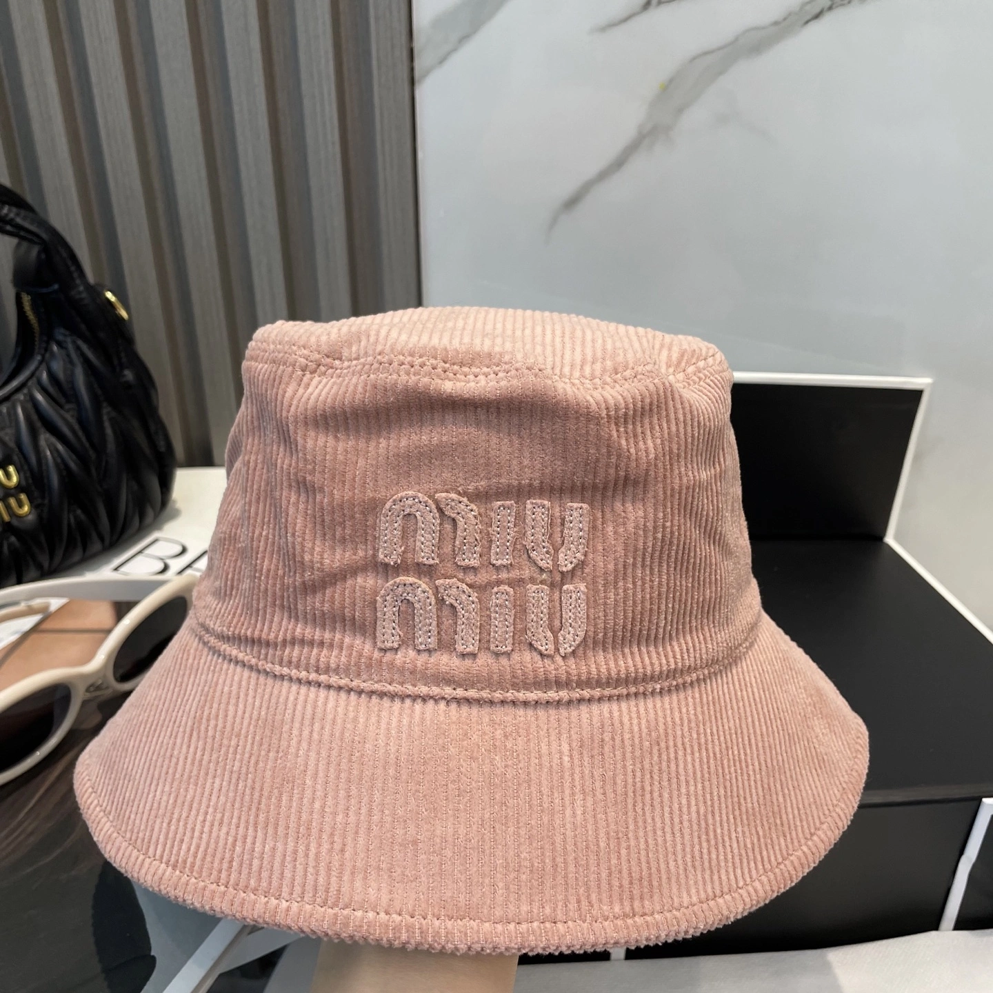 M*iuMiu Hats Top XX20250411- RelaxedFit 17386