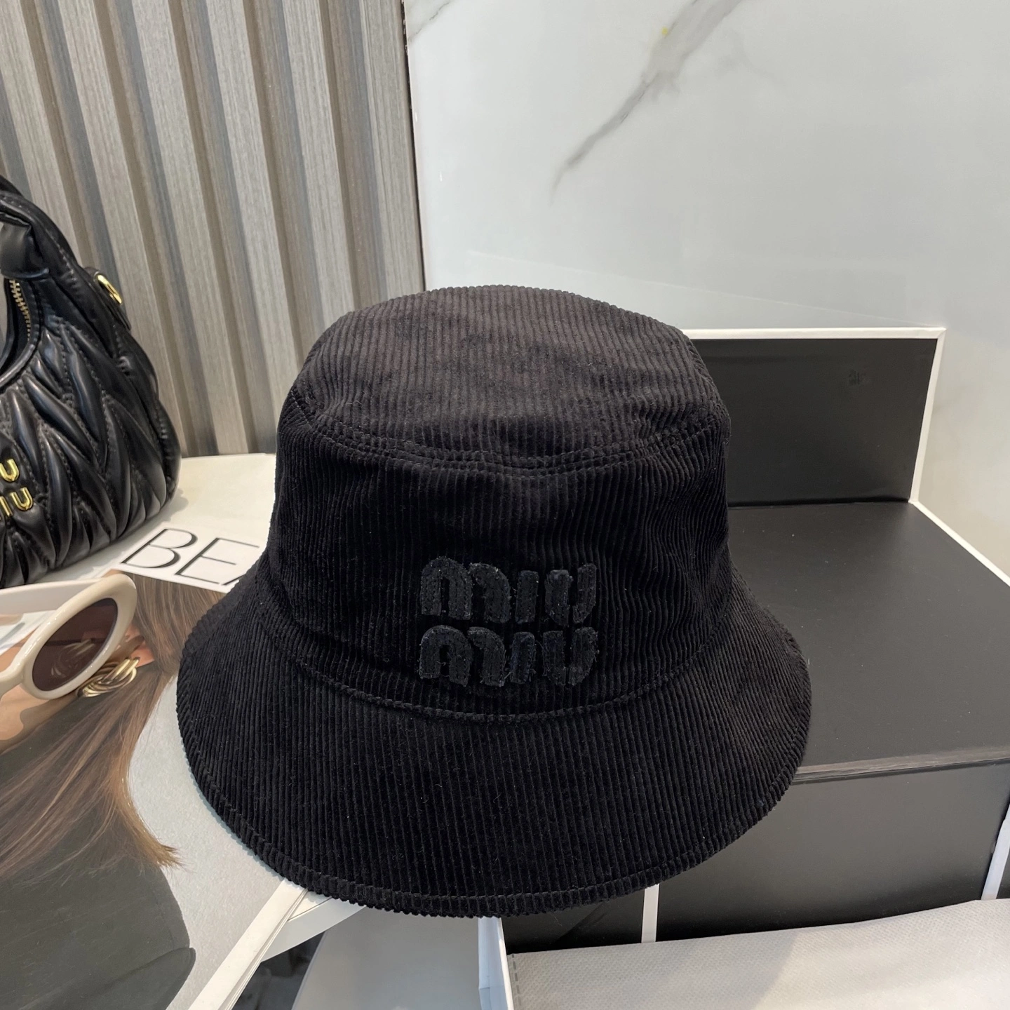 M*iuMiu Hats Top XX20250411- RelaxedFit 17386