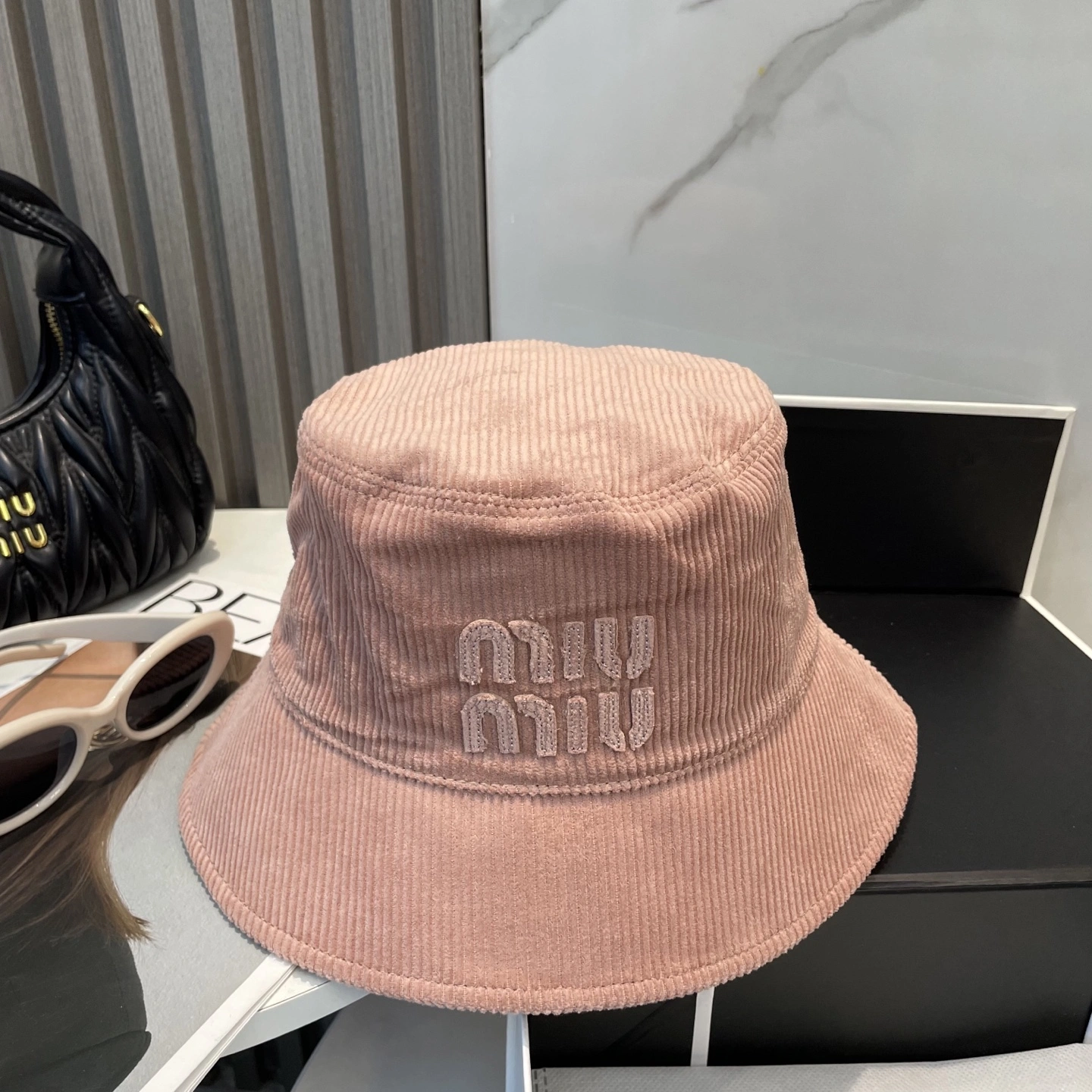 M*iuMiu Hats Top XX20250411- RelaxedFit 17386