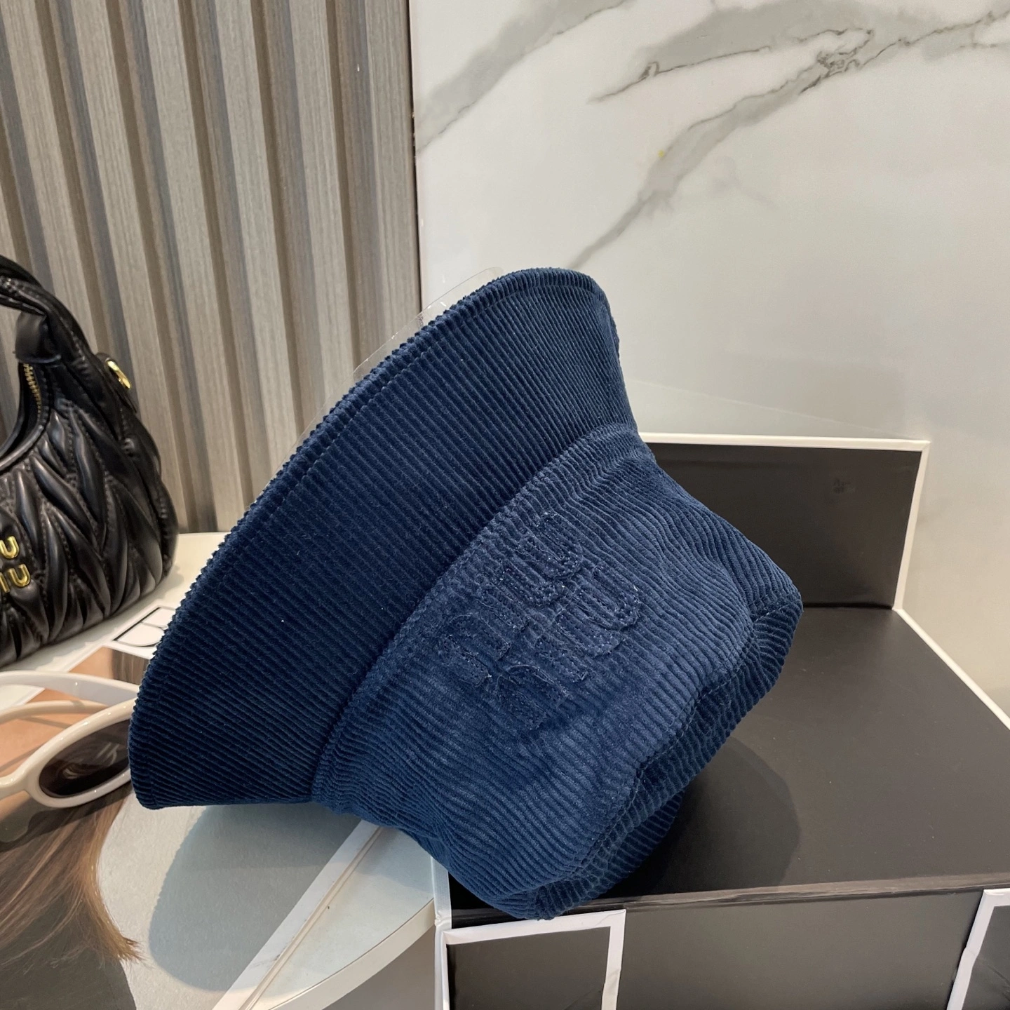 M*iuMiu Hats Top XX20250411- RelaxedFit 17386