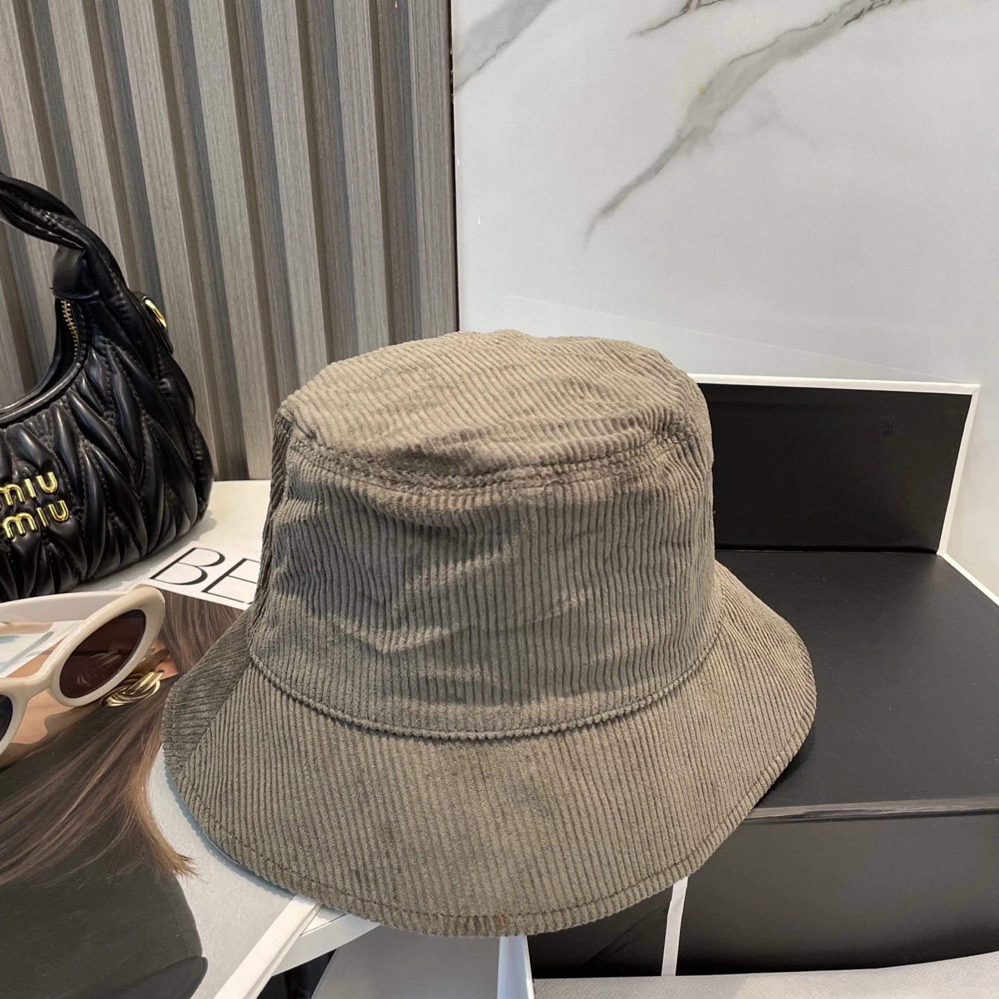 M*iuMiu Hats Top XX20250411- RelaxedFit 17386