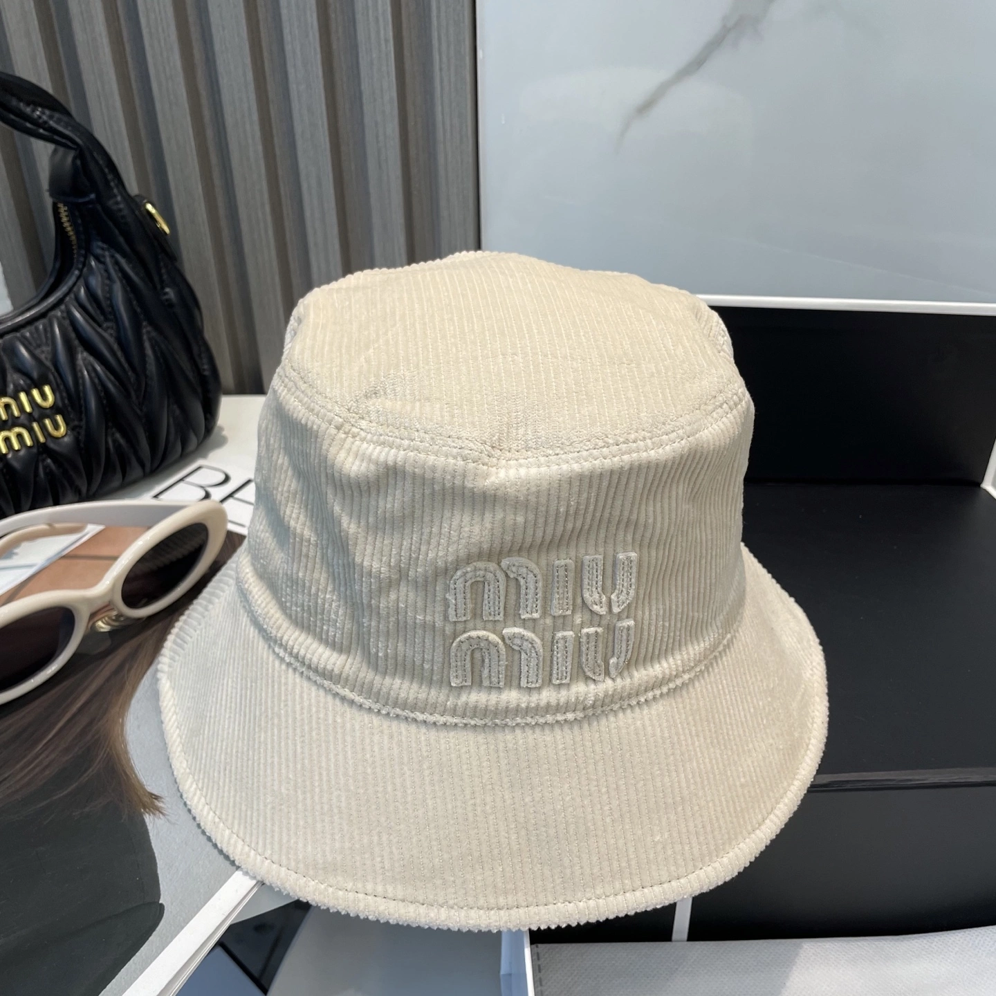 M*iuMiu Hats Top XX20250411- RelaxedFit 17386