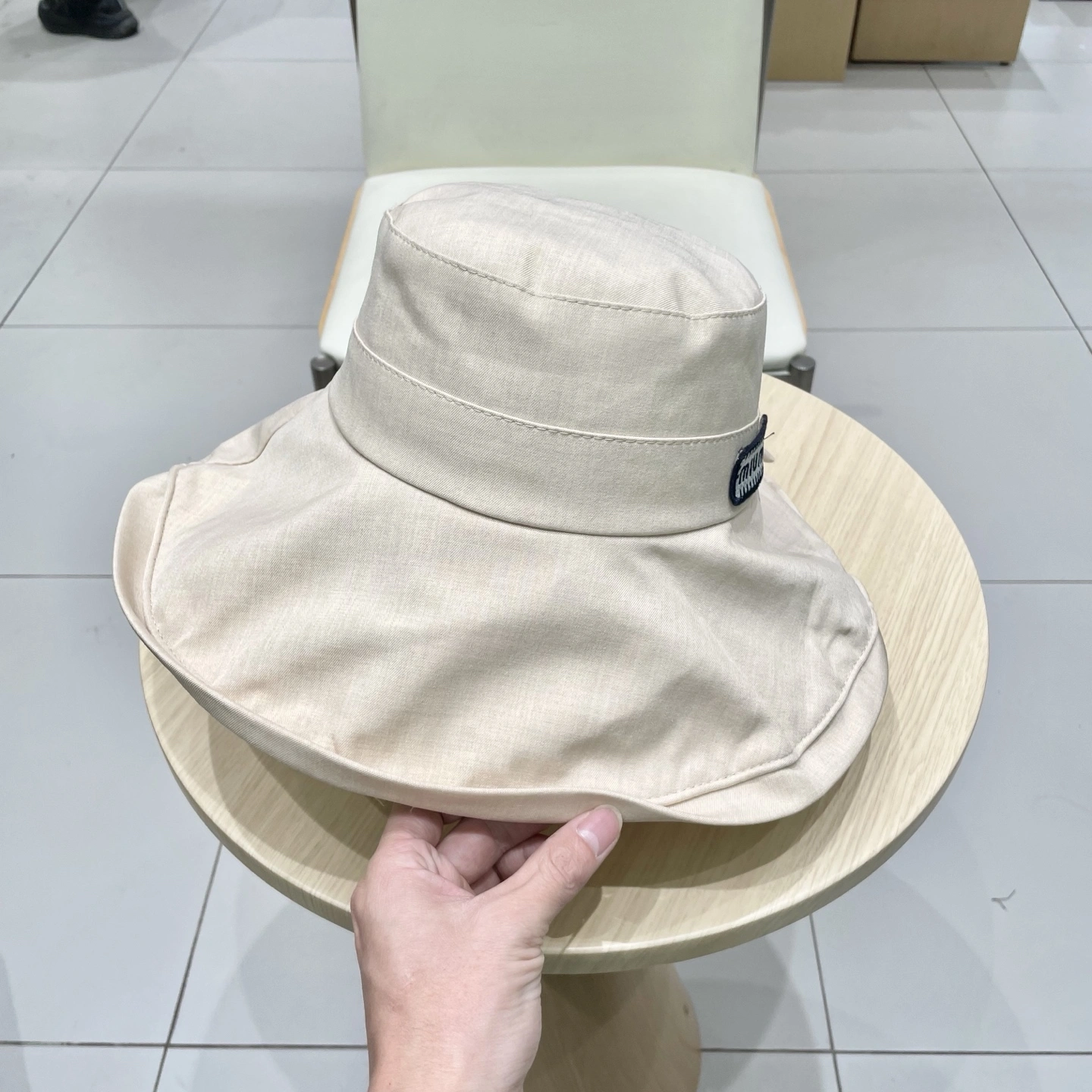 Affordable M*iuMiu Hats Top XX20250411- 17379