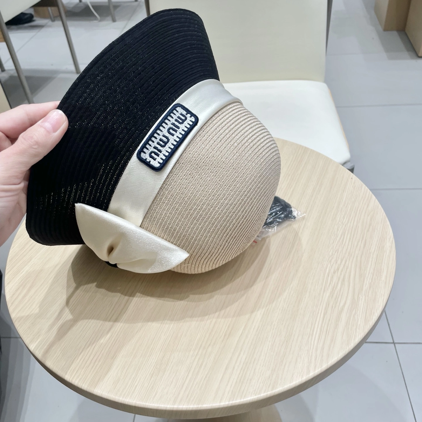 M*iuMiu Hats Top XX20250411- TopPick 17332