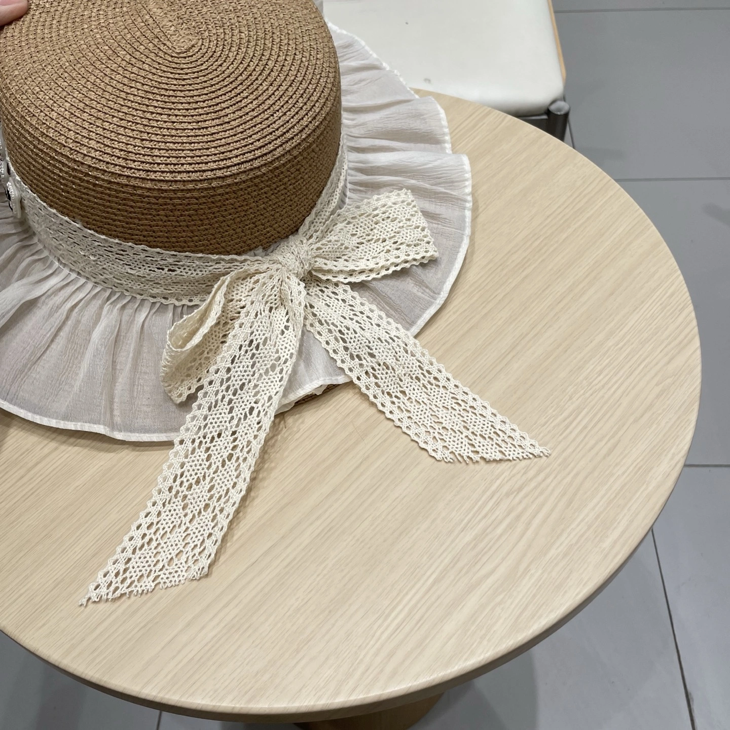 TravelReady M*iuMiu Hats Top XX20250413- 17277