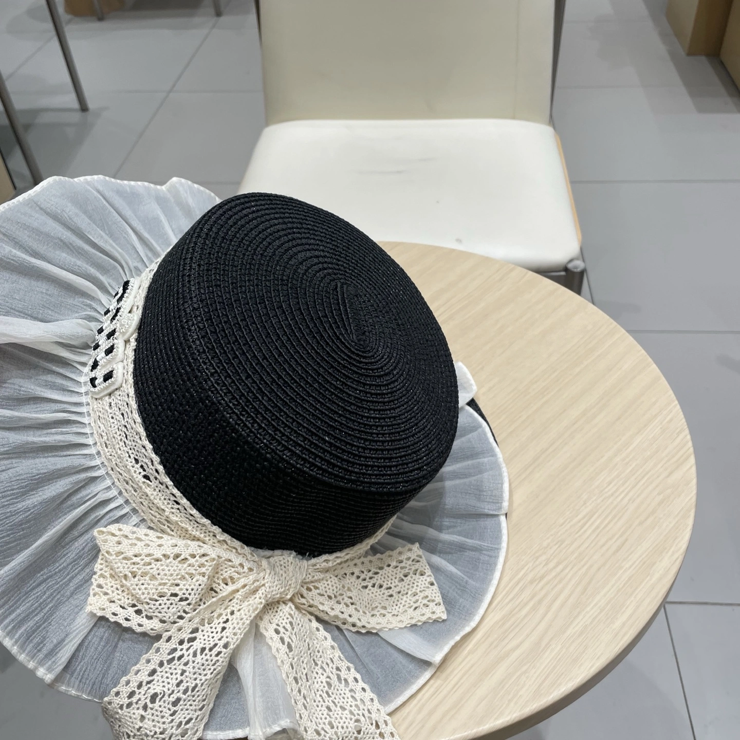 TravelReady M*iuMiu Hats Top XX20250413- 17277
