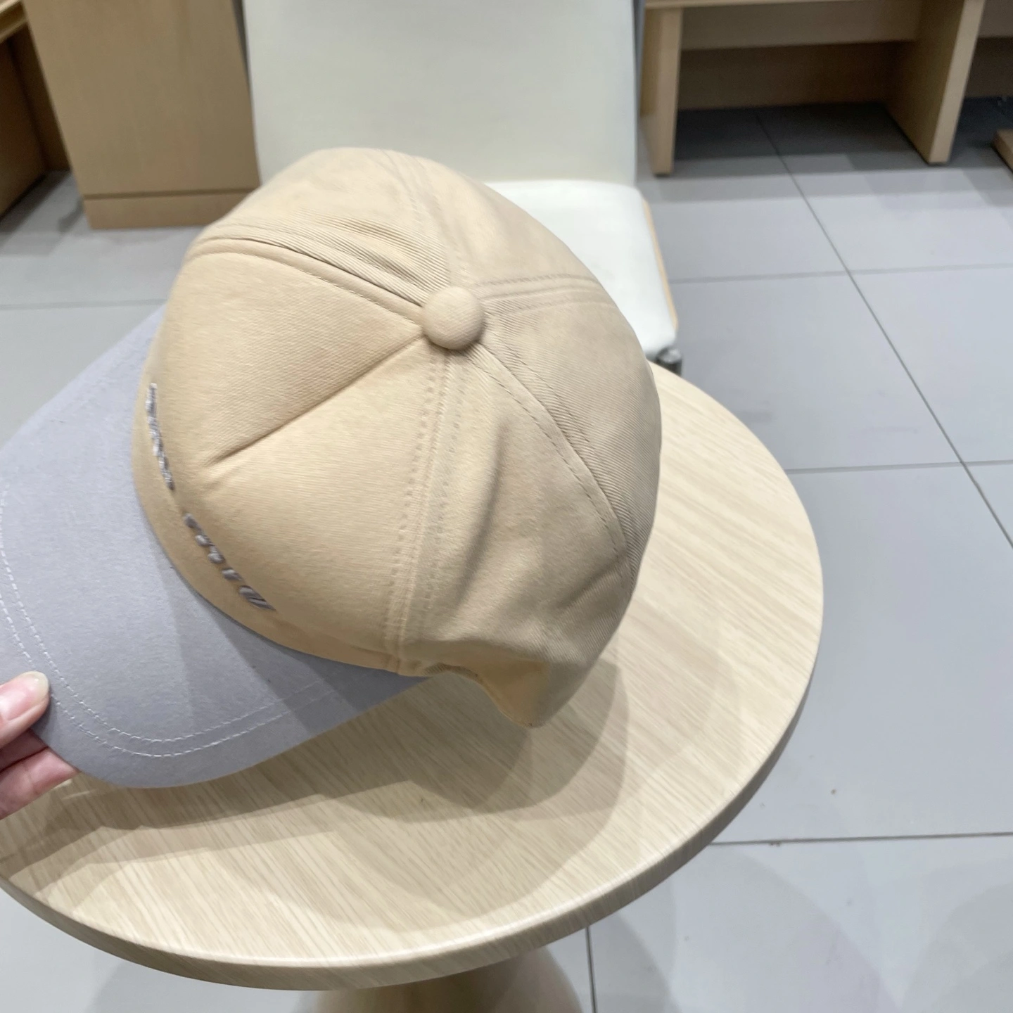M*iuMiu Hats Top XX20250413- Casual 17262