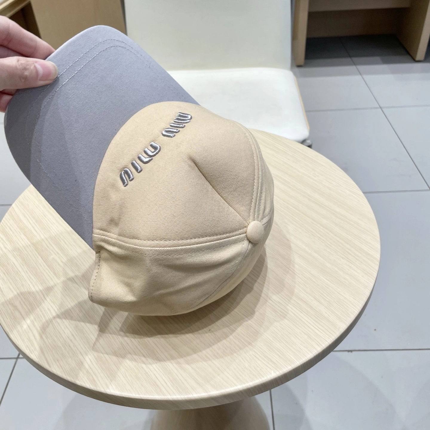 M*iuMiu Hats Top XX20250413- Casual 17262