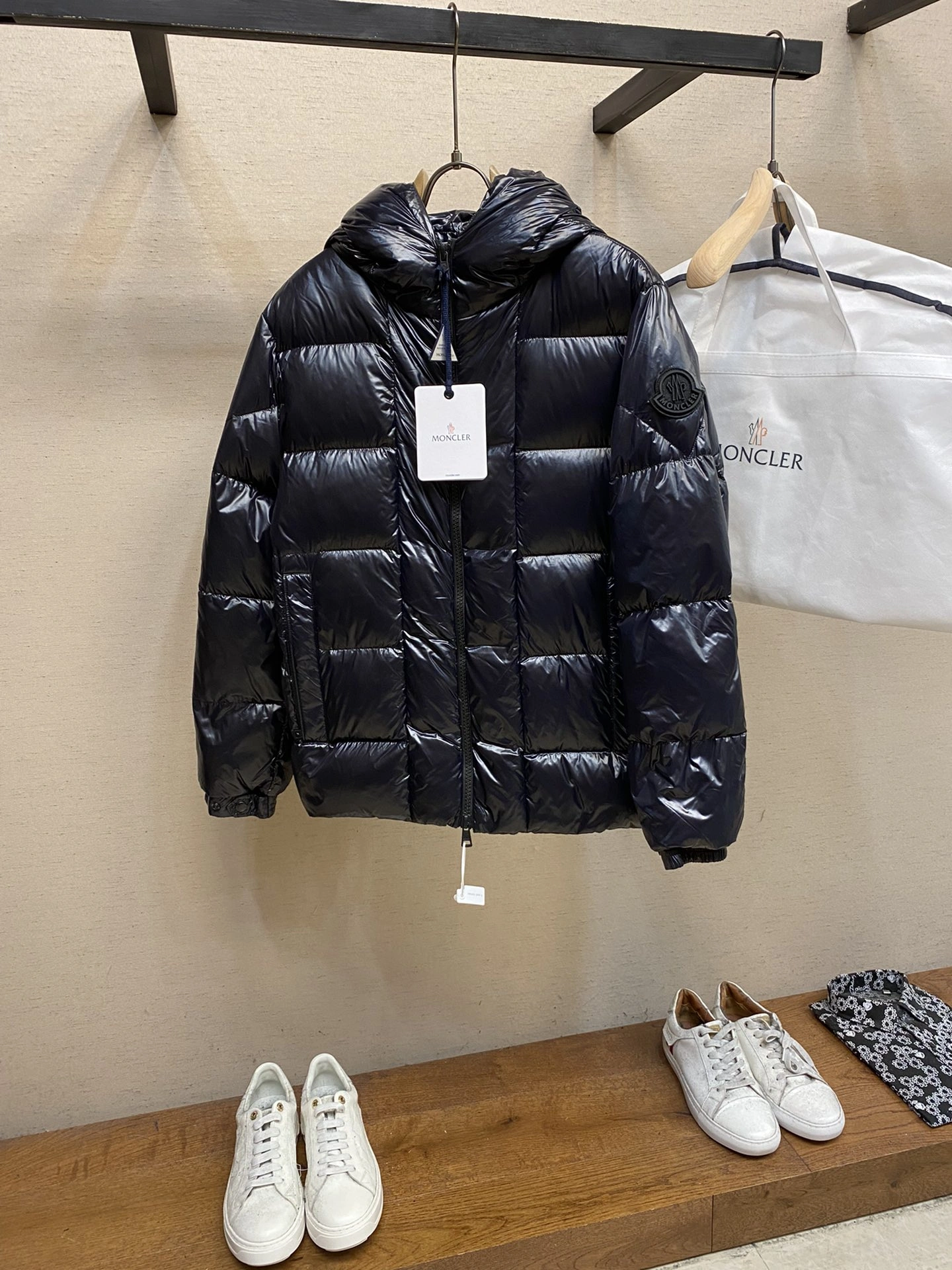 M*oncler Down Coat Top Quality AZ 20231023- ZeroBulk 14485