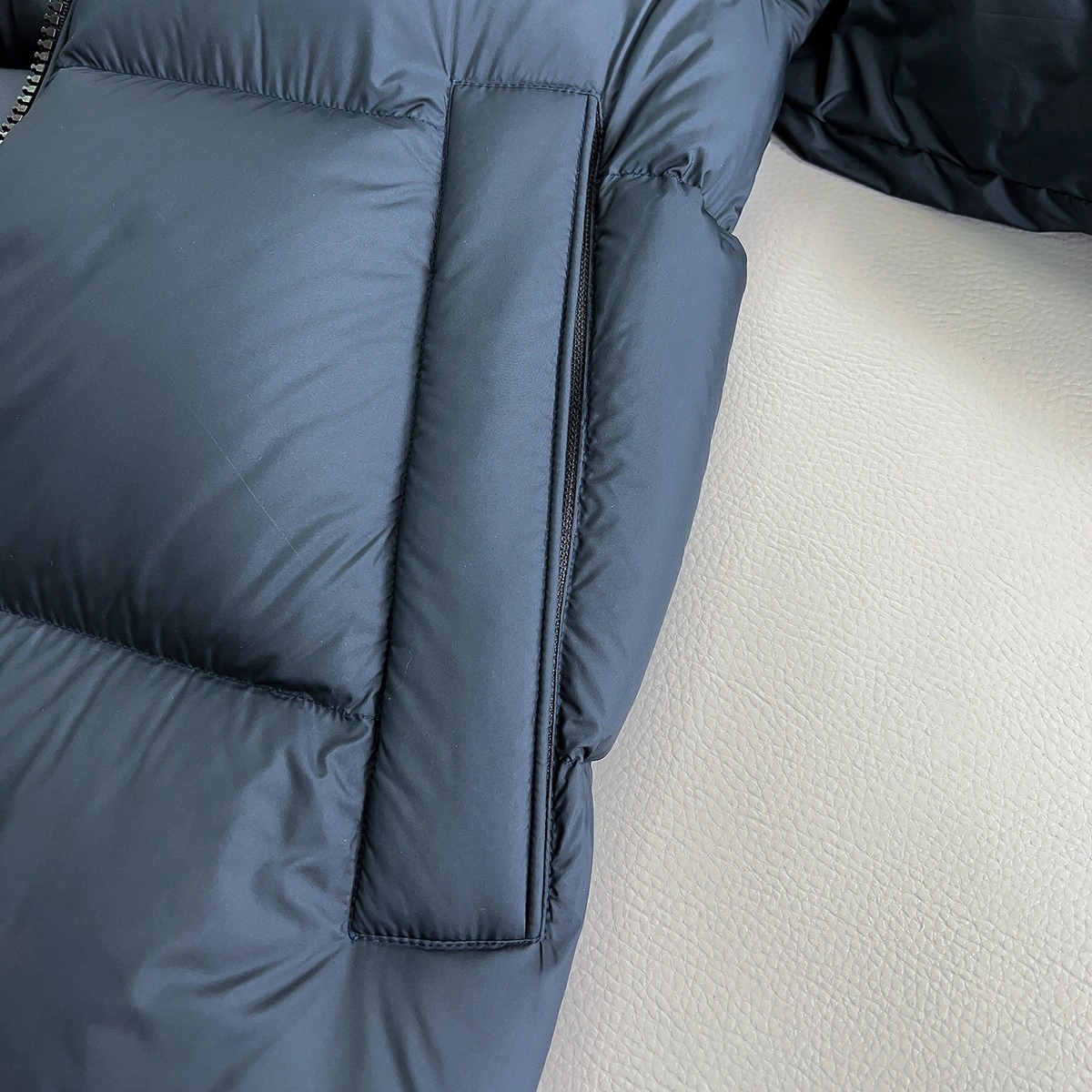 TravelReady M*oncler Down Coat Top Quality D17 20231030- 14462