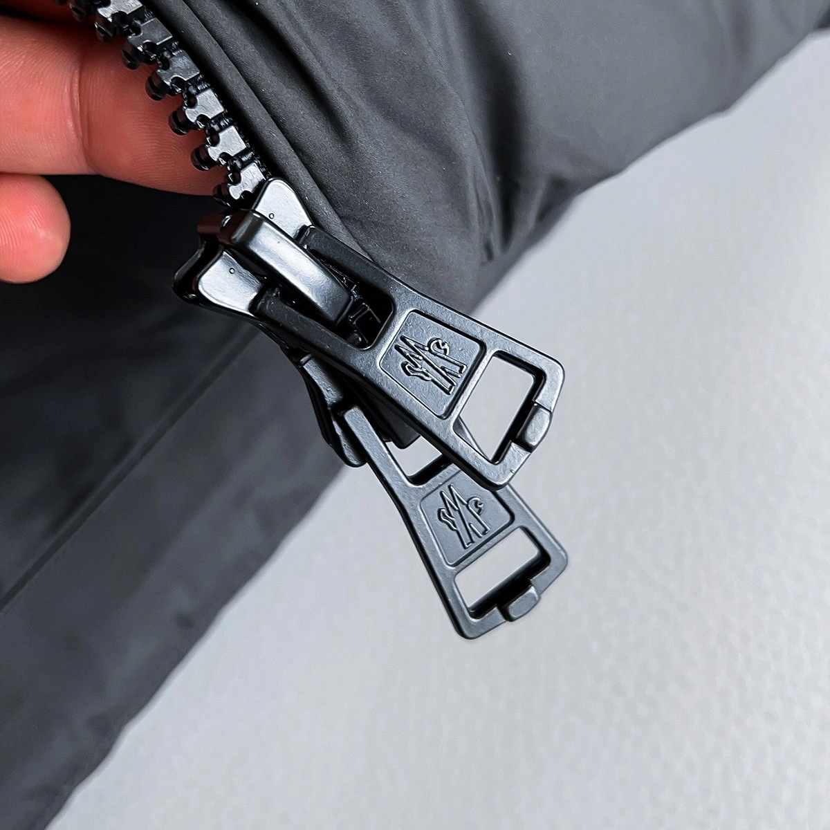 Sporty M*oncler Down Coat Top Quality D17 20231030- 14460