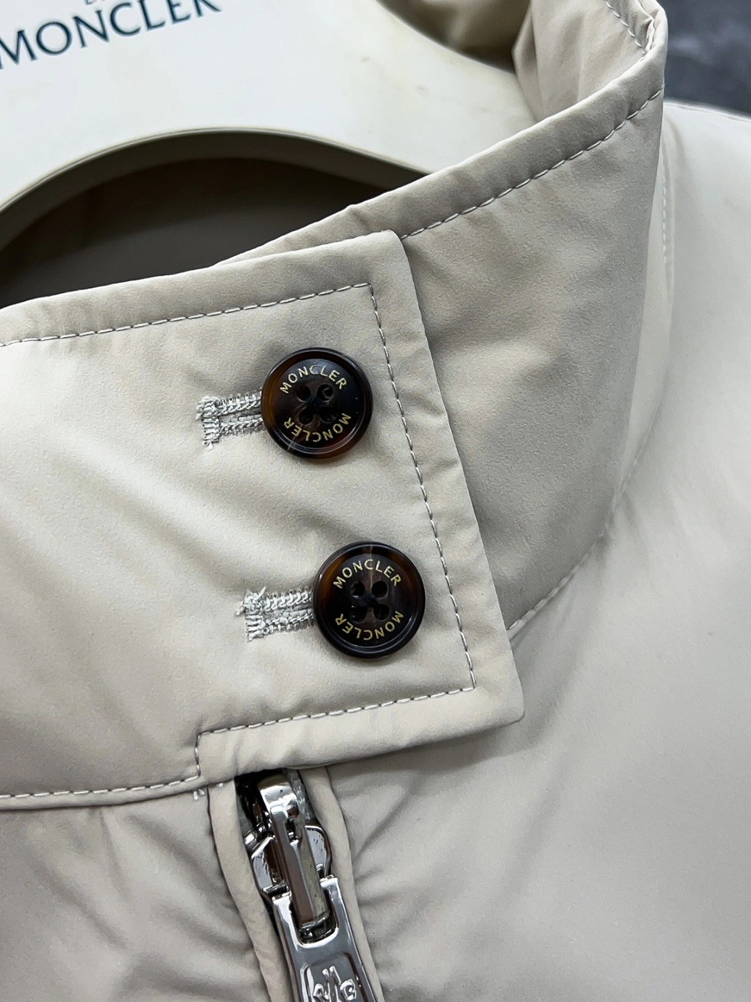 Refined M*oncler Down Coat Top Quality D17 20231031- 14444