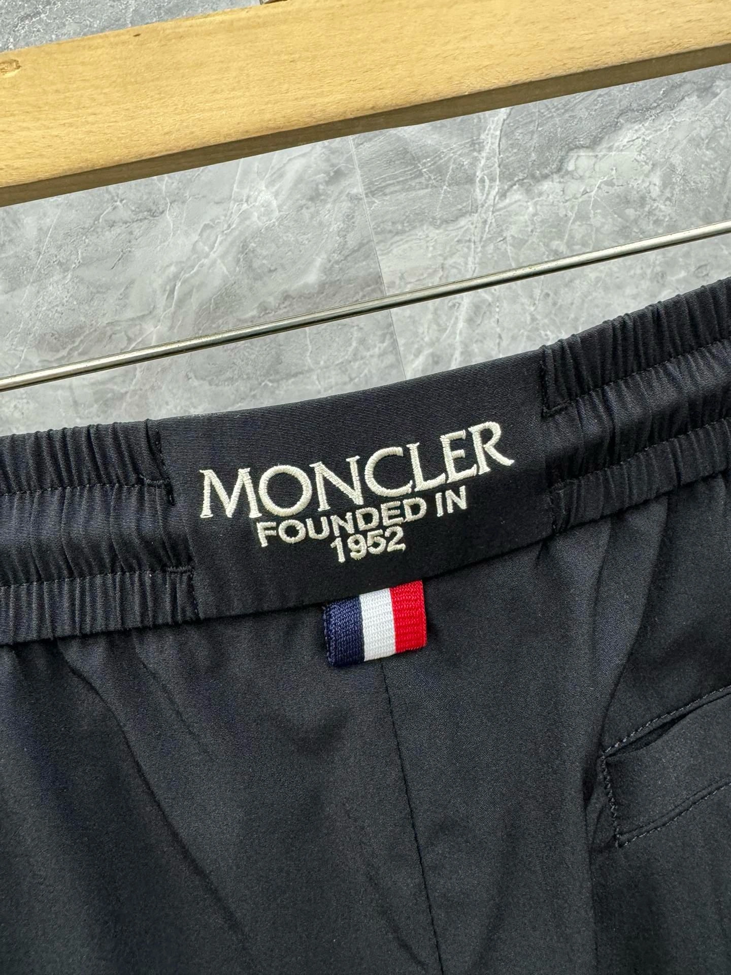 OdorResistant M*oncler Pants Top Quality D17 20240517- 14324
