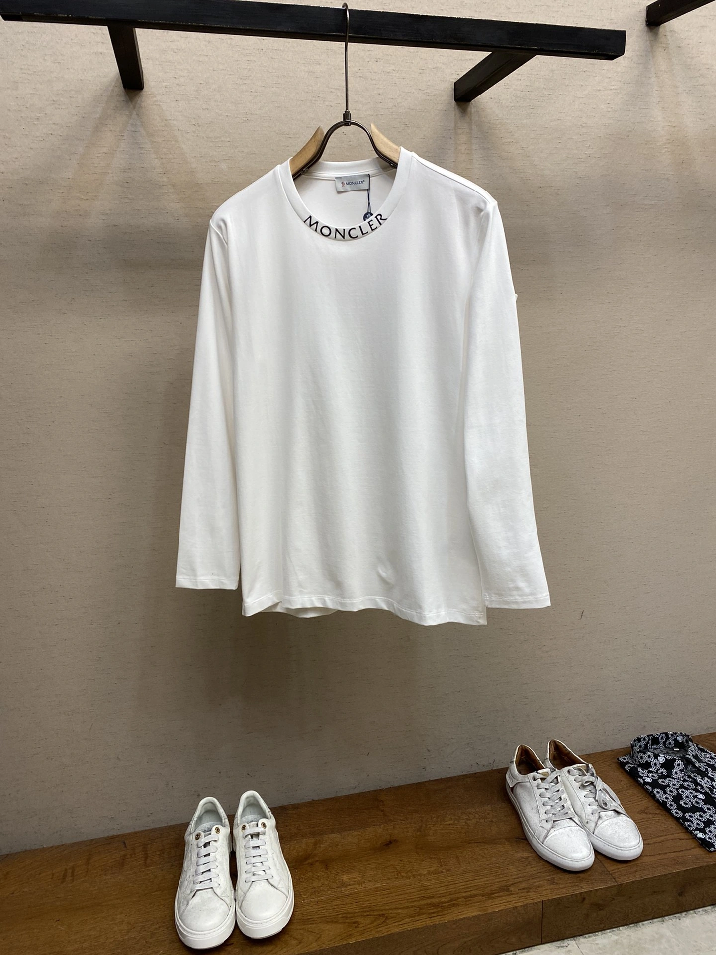 UrbanStyle M*oncler Sweatshirt Top Quality AZ 20231026- 14477
