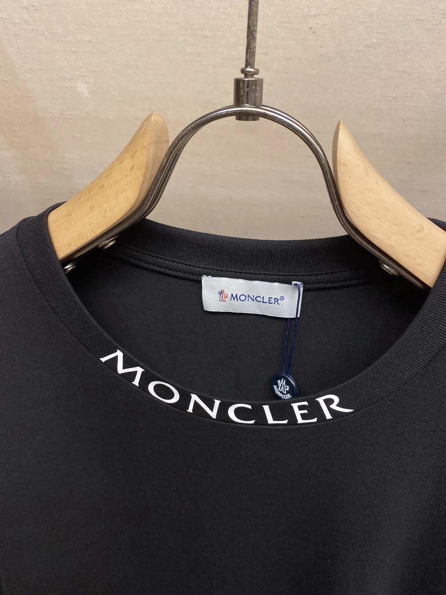 Elegant M*oncler Sweatshirt Top Quality AZ 20231026- 14479