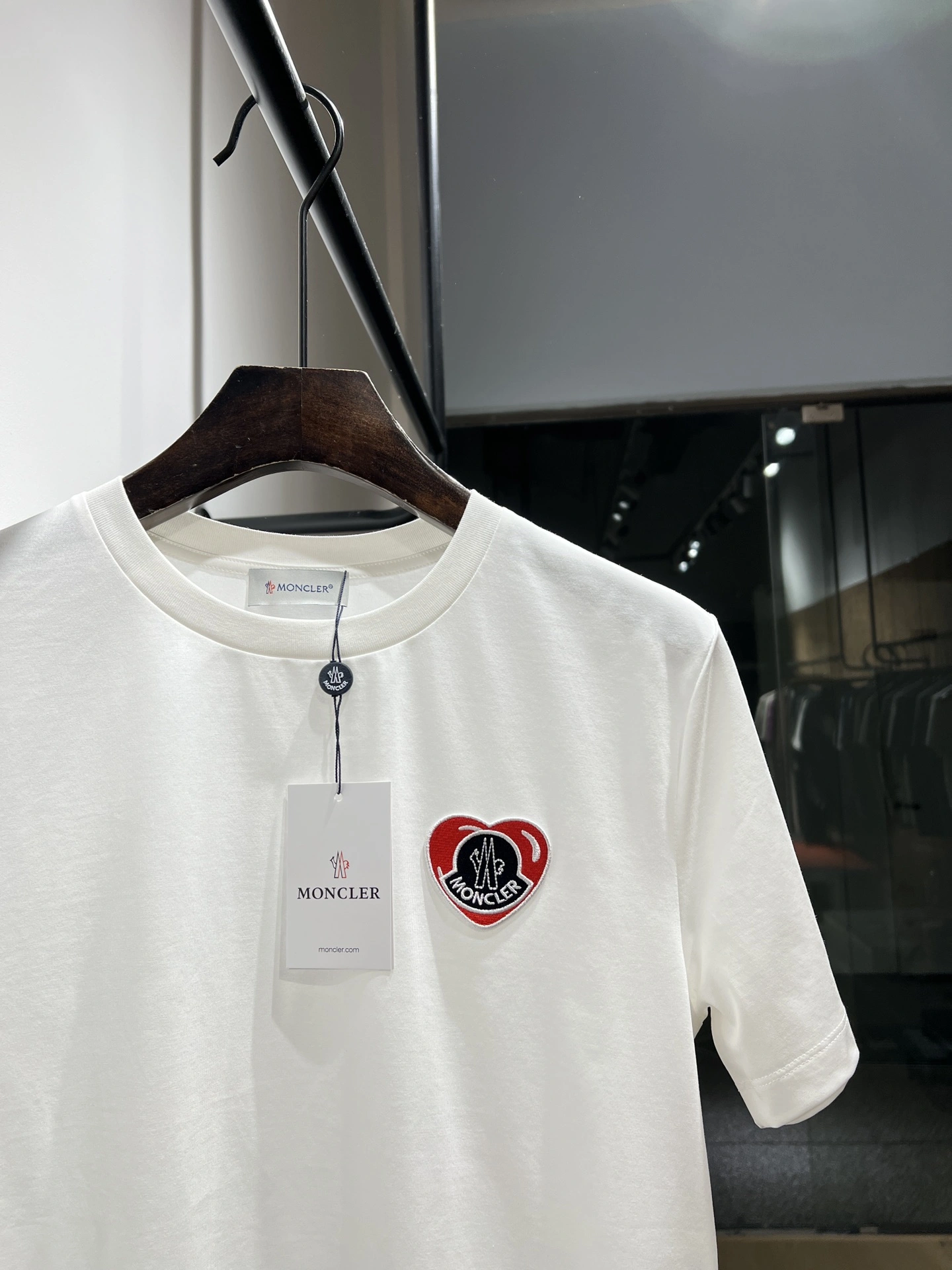 M*oncler T-shirt Top Quality D17 20240401- Original 14399