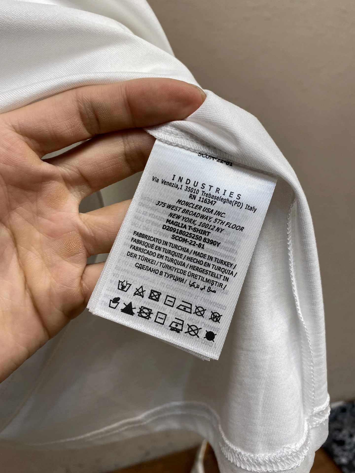 Lightweight M*oncler T-shirt Top Quality D17 20240411- 14388