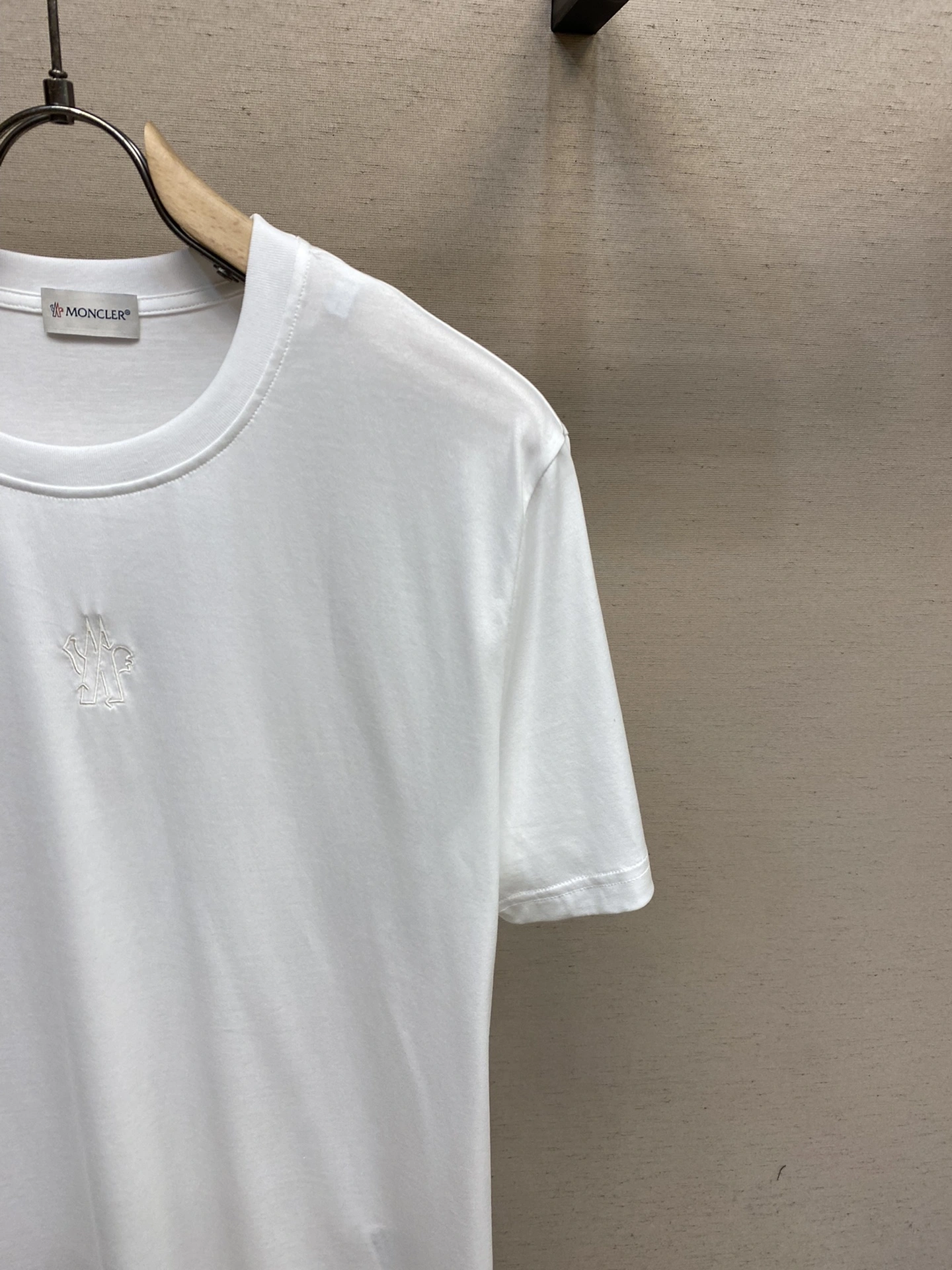 Lightweight M*oncler T-shirt Top Quality D17 20240411- 14388
