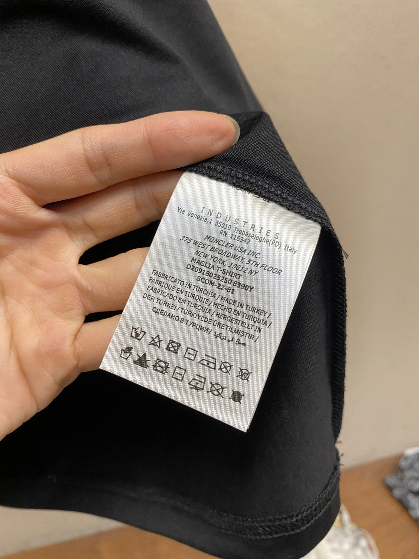 TravelReady M*oncler T-shirt Top Quality D17 20240411- 14391