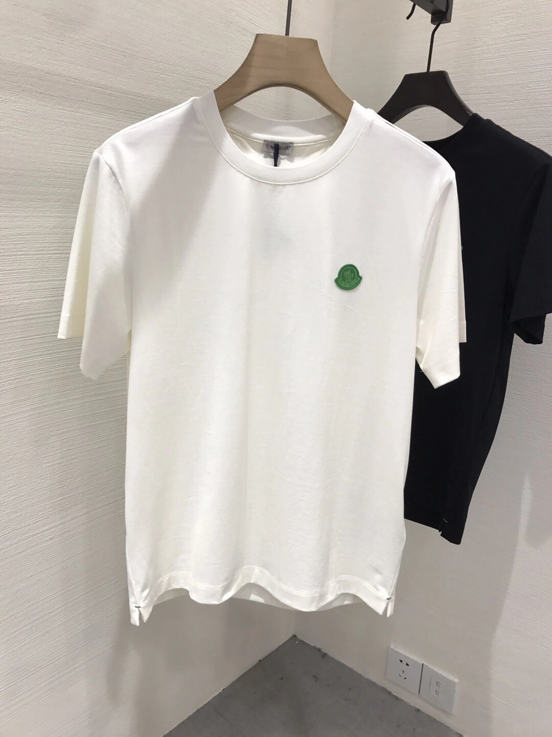 Bold M*oncler T-shirt Top Quality D17 20240413- 14384