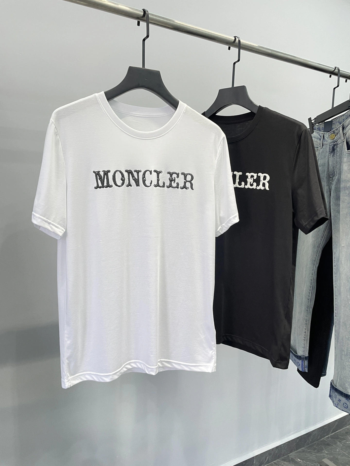 M*oncler T-shirt Top Quality D17 20240506- TravelReady 14354