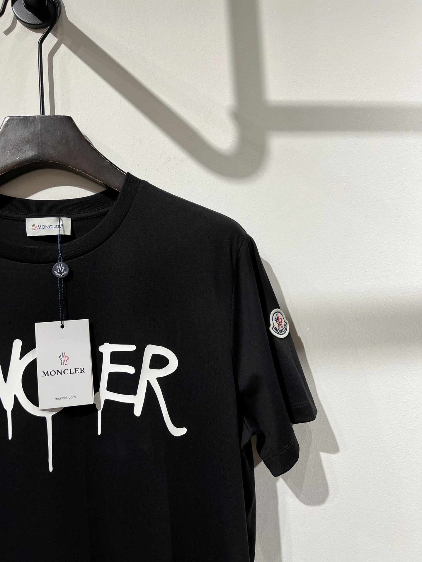 Refined M*oncler T-shirt Top Quality D17 20240507- 14351
