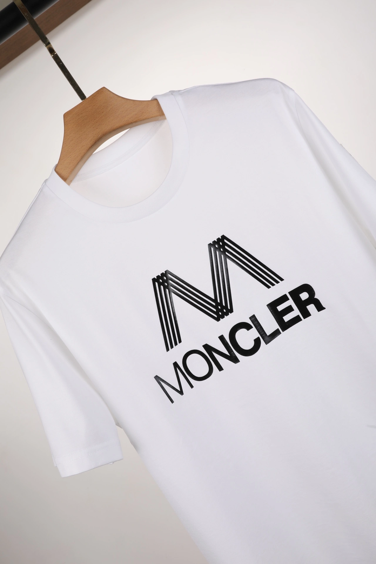 Refined M*oncler T-shirt Top Quality D17 20240512- 14337