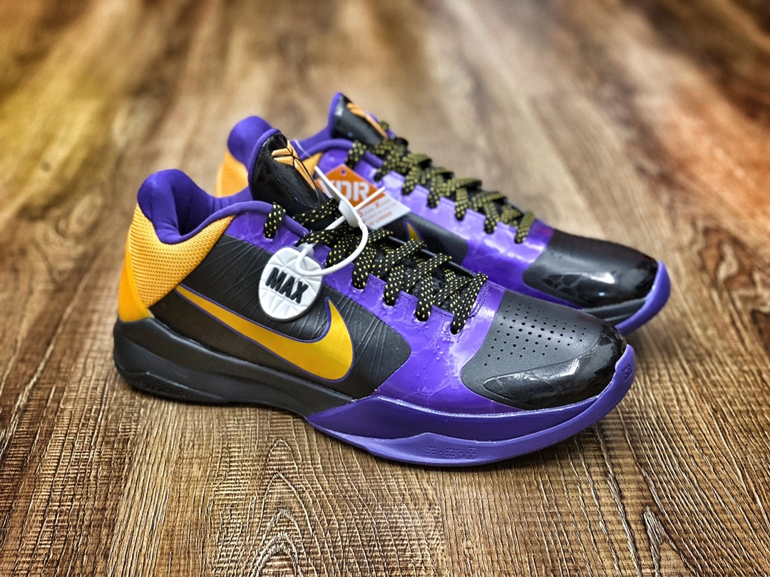 NIKE KOBE Neat 1153