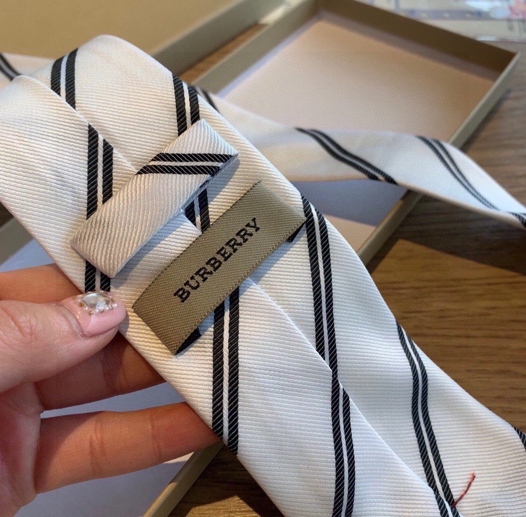 Reliable Necktie 18495