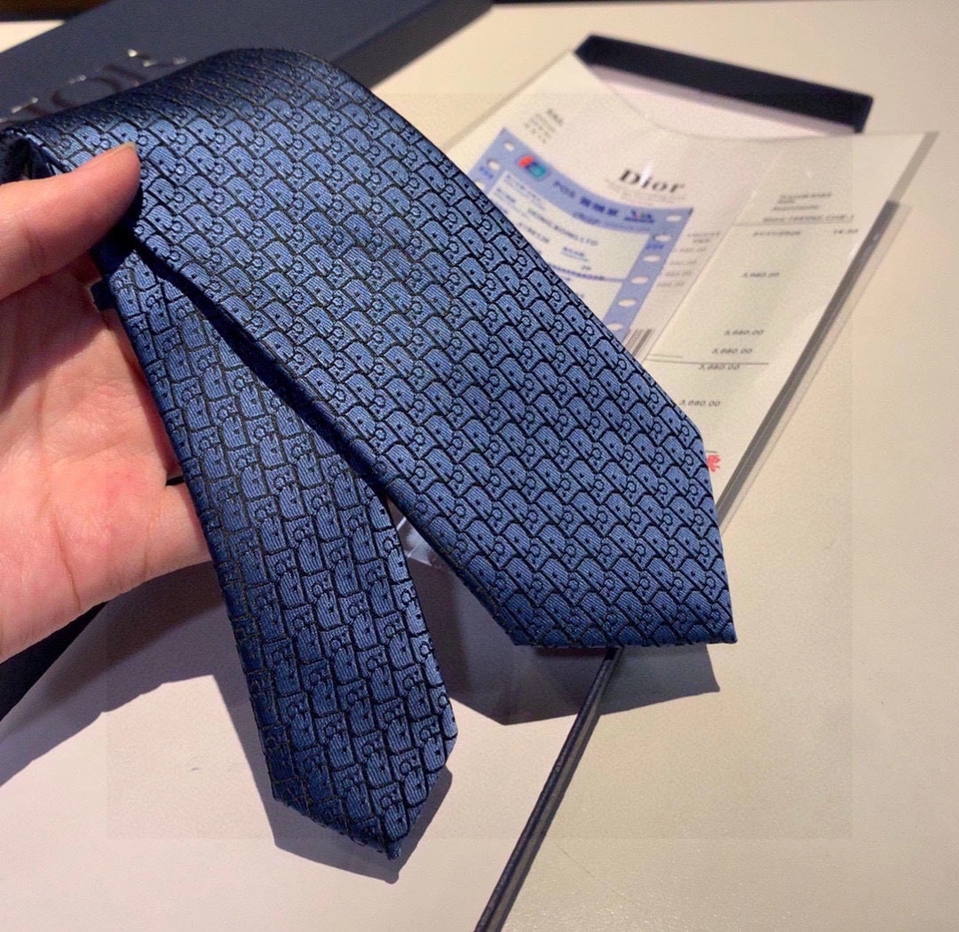 Necktie ZipUp 18496