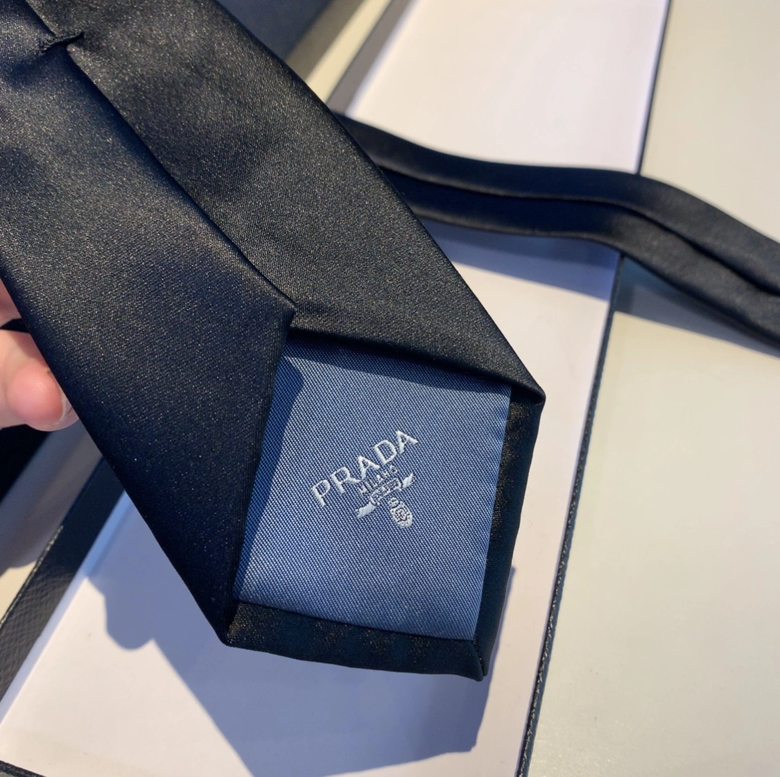 Necktie Attractive 18502