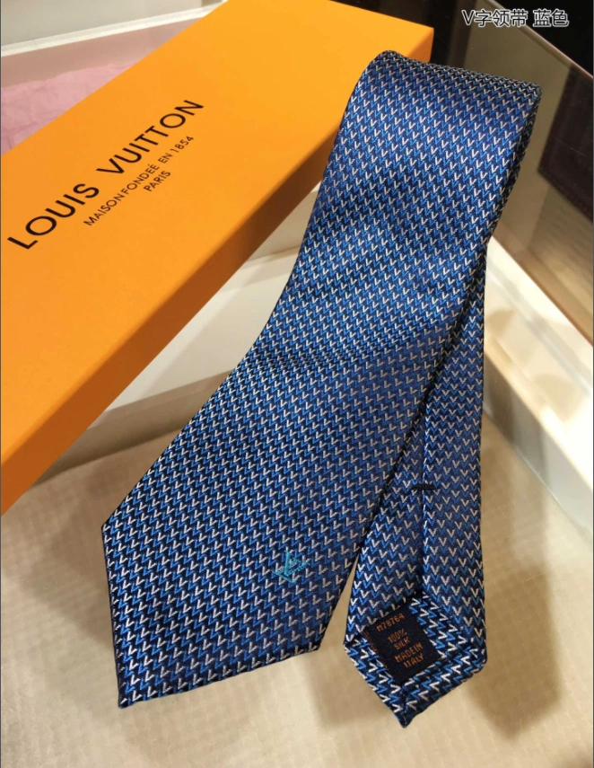 Necktie FashionForward 18536