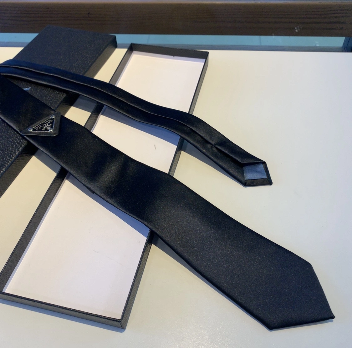Necktie Attractive 18502