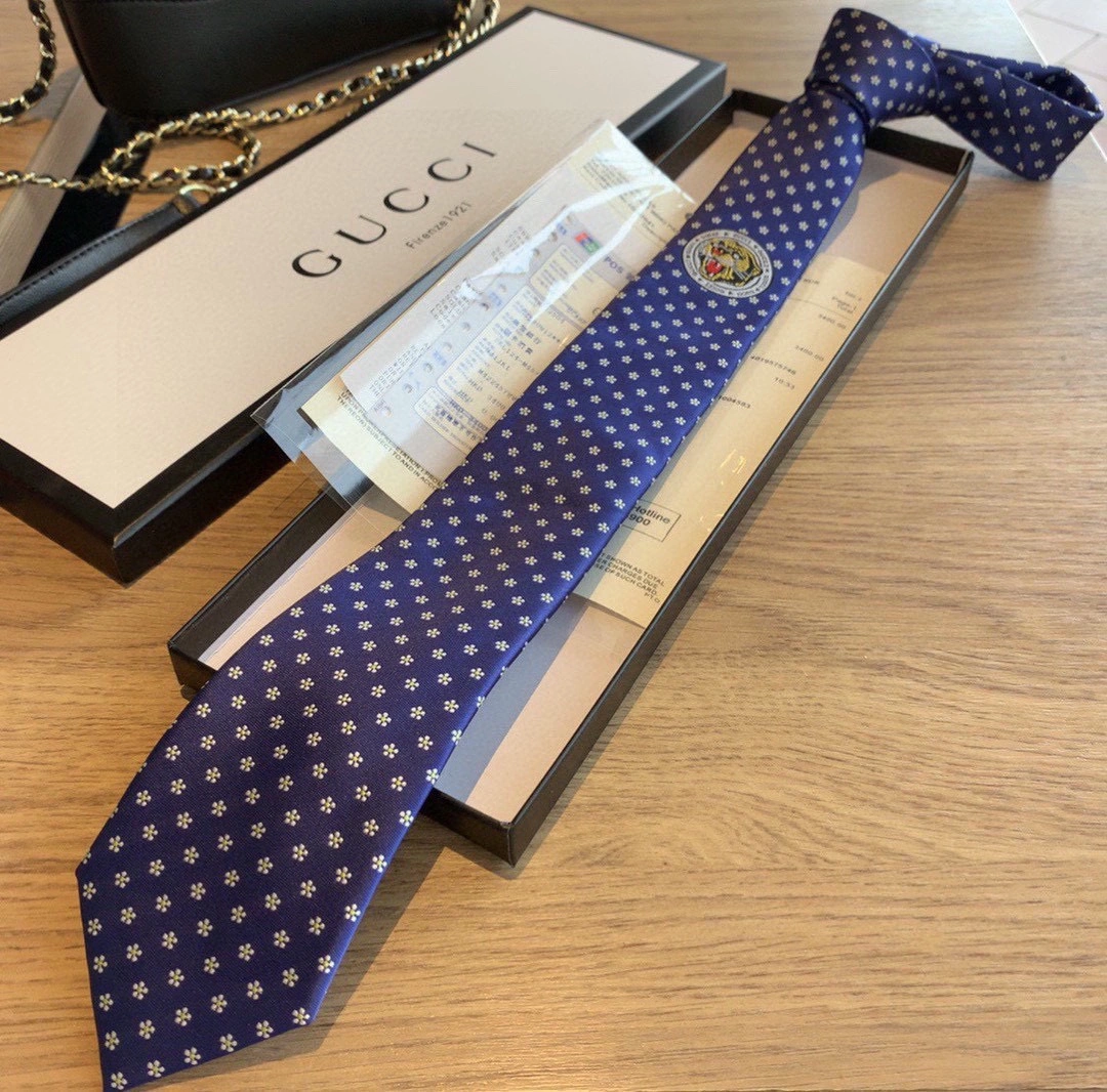 Necktie Sustainable 18505