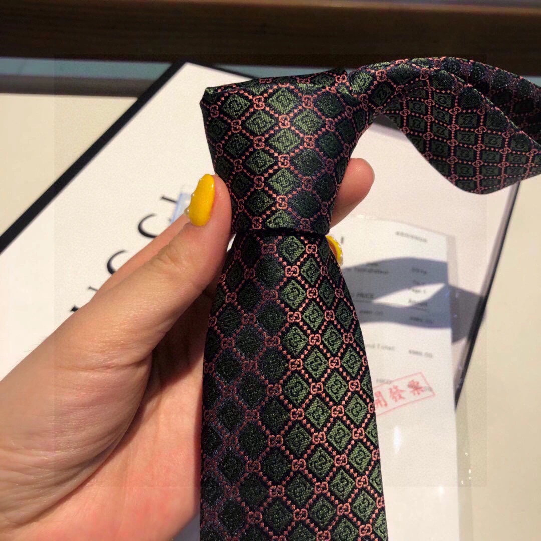 Unique Necktie 18539
