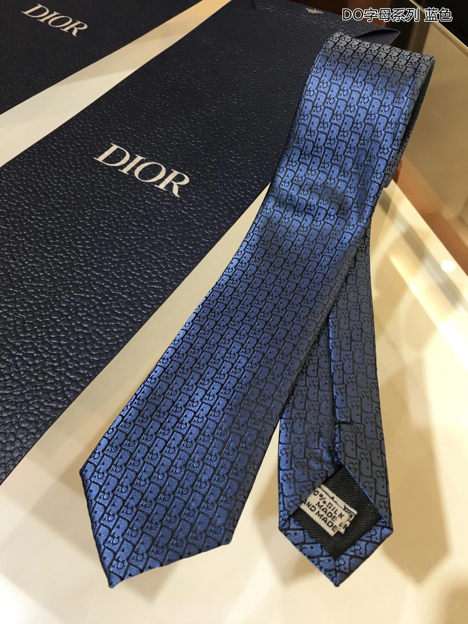 Necktie Functional 18528
