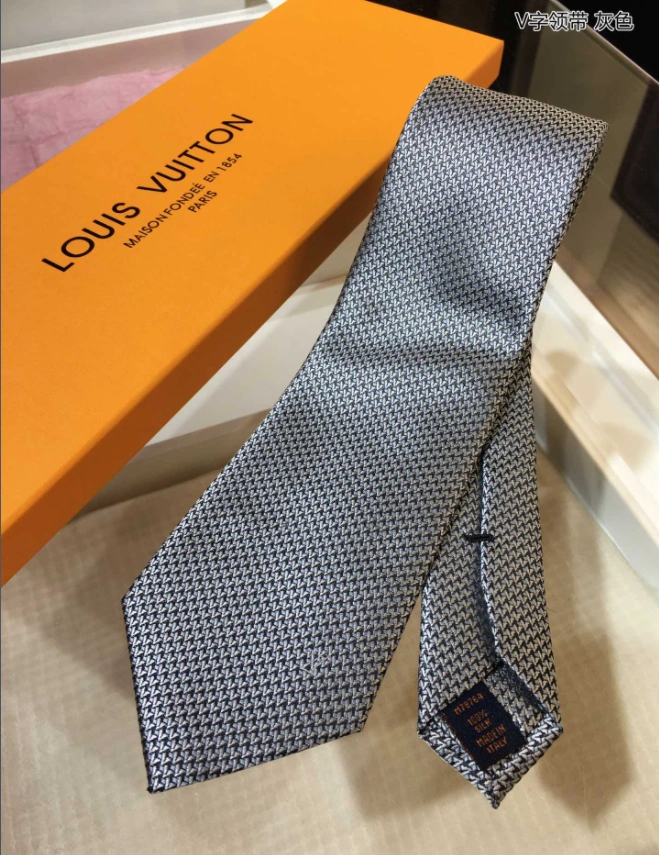 Necktie FashionForward 18536