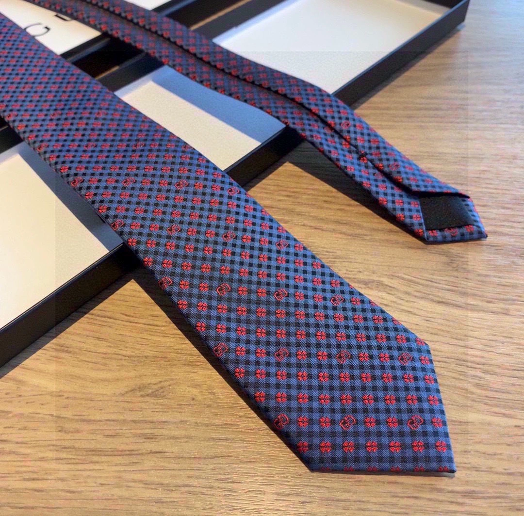 Necktie Neat 18501