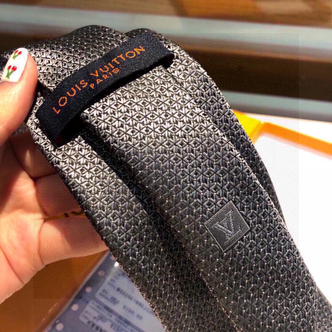 Necktie Bright 18503