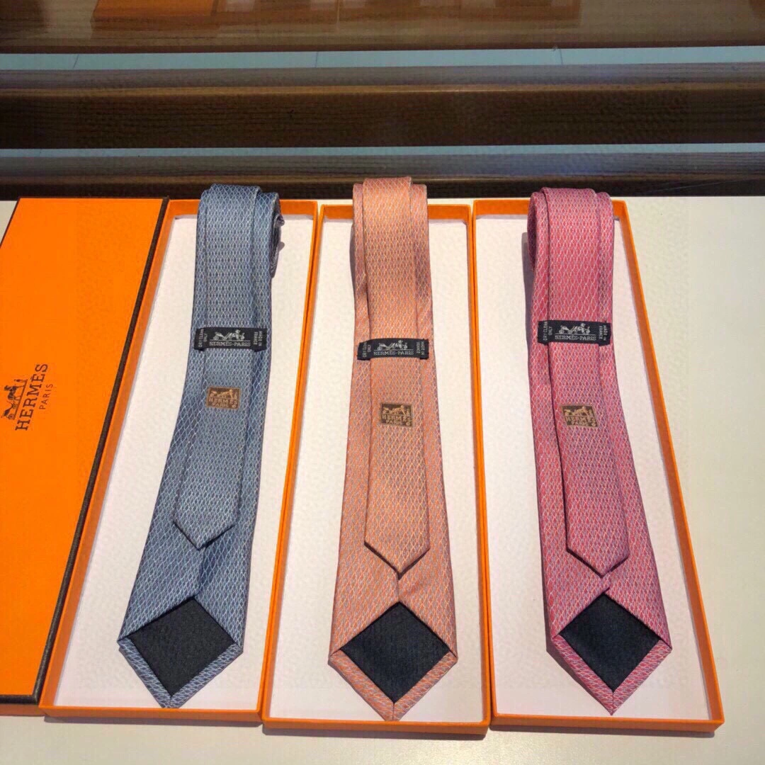 Classic Necktie 18541