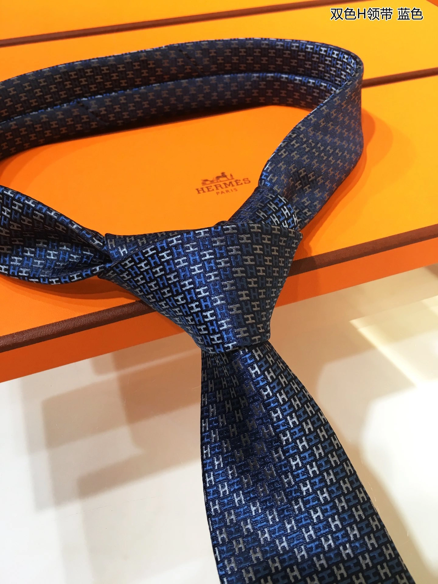 Necktie Sleek 18527