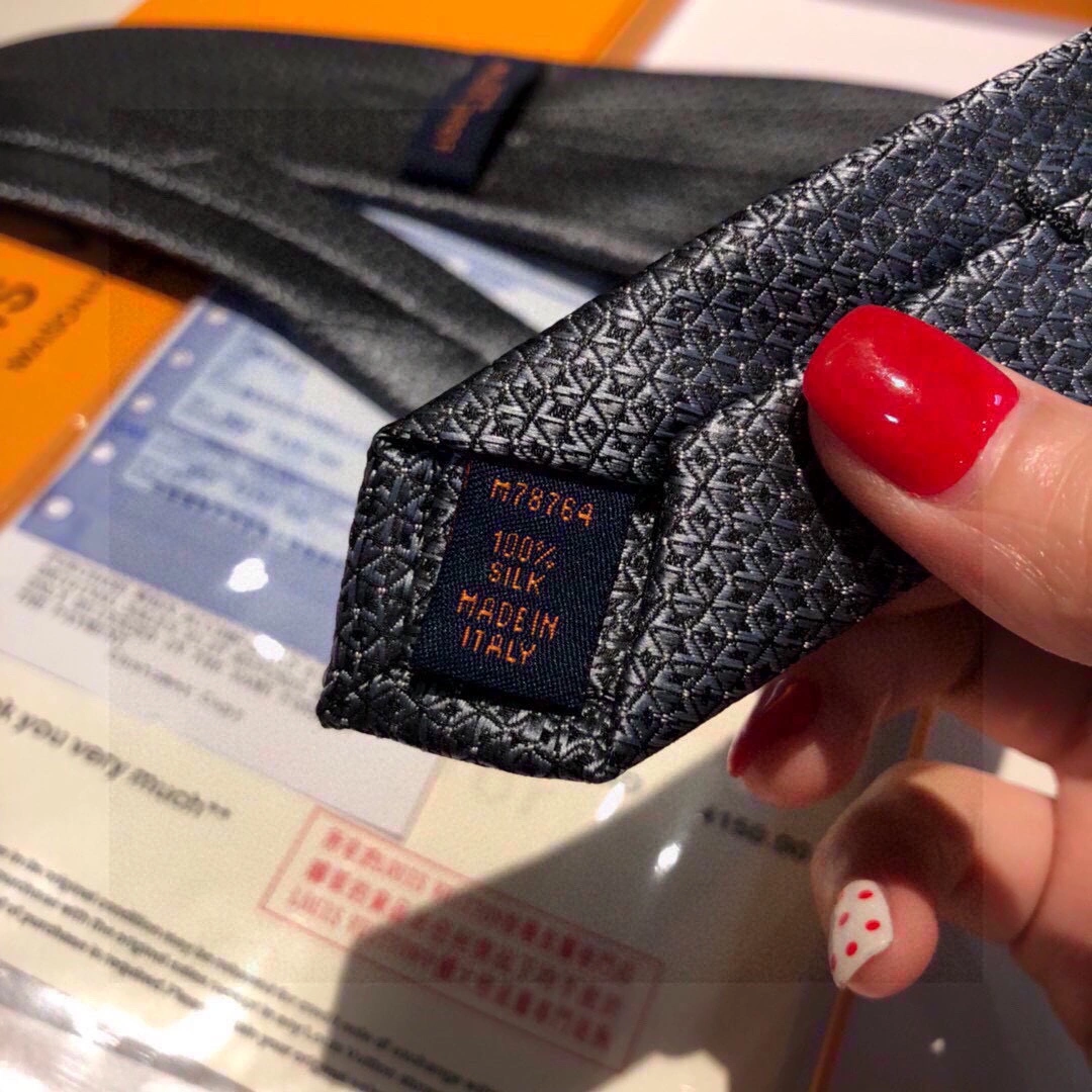 Necktie Bright 18503