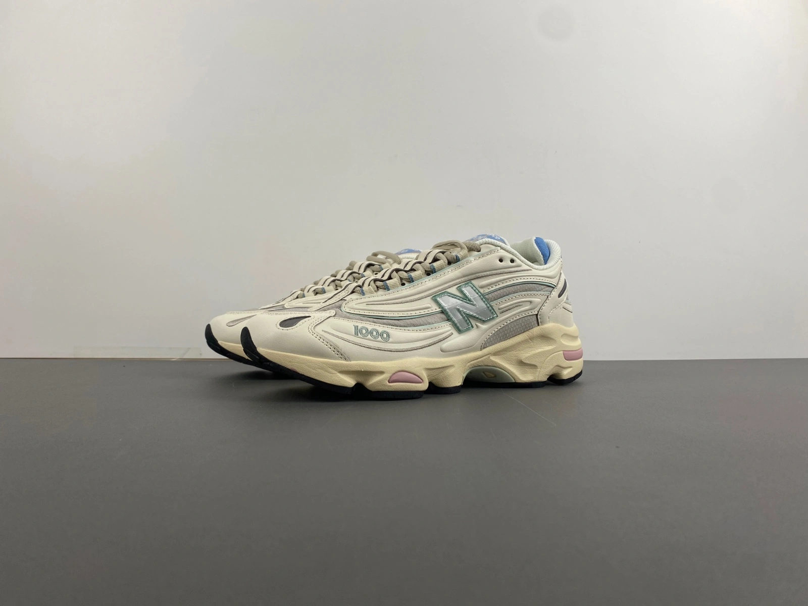 WeatherProof New Balance 1000 Angora Moonrock M1000WA 2439