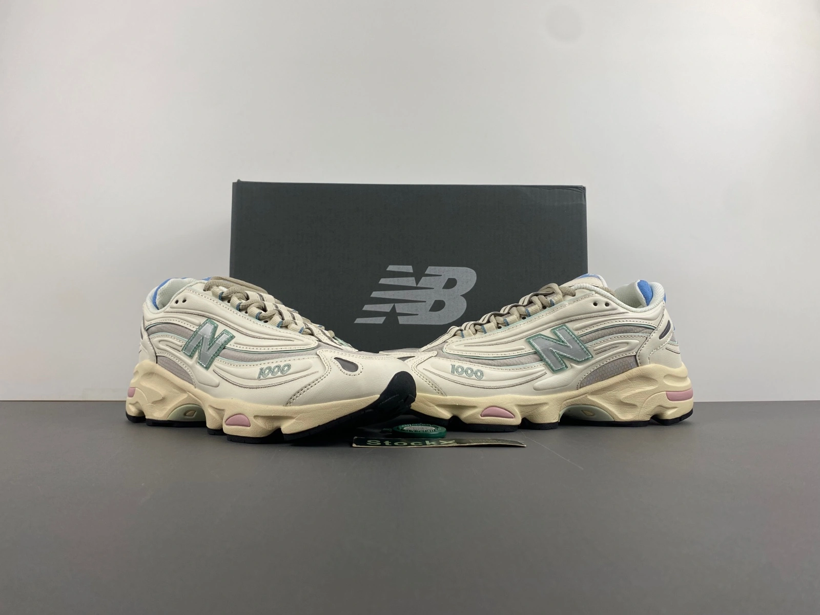 WeatherProof New Balance 1000 Angora Moonrock M1000WA 2439