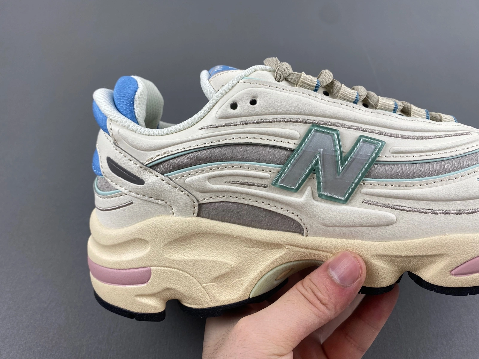 WeatherProof New Balance 1000 Angora Moonrock M1000WA 2439